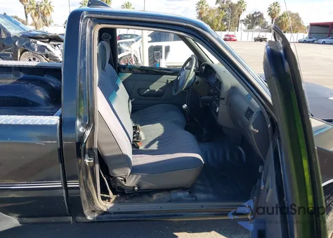 1994 Toyota Pickup 1/2 Ton Short Wheelbase from USA, damaged, VIN JT4RN81A5R5183586